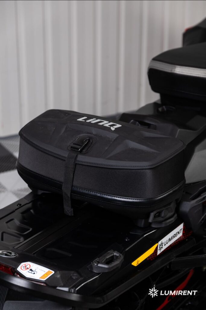 Laukku - moottorikelkka tarvikkeet